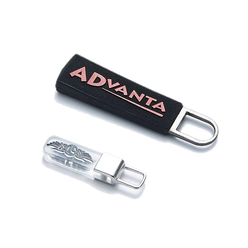 Logo Tag Plastic Puller