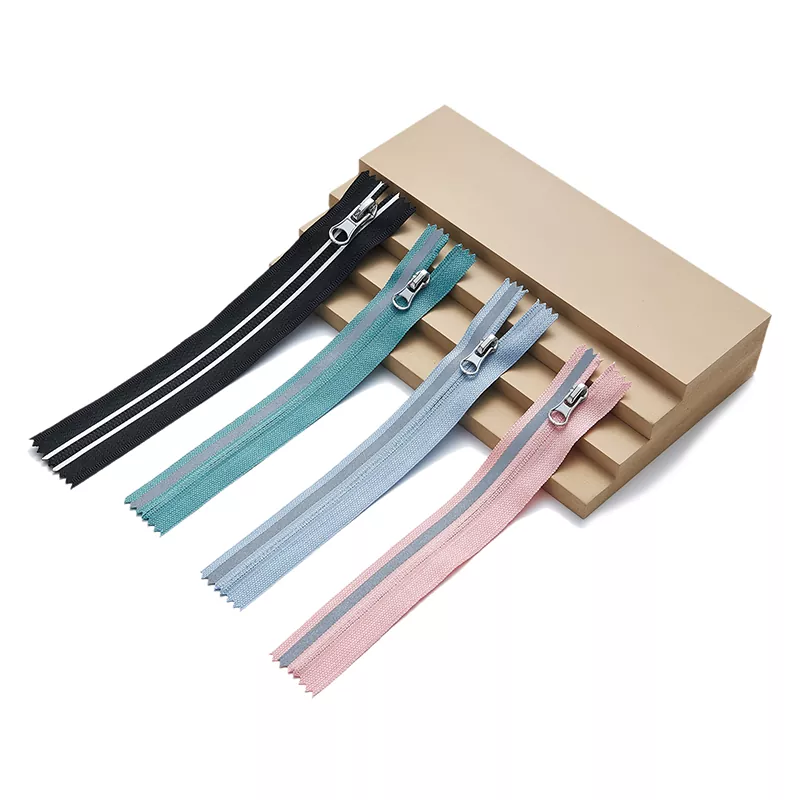 Nylon Zipper with Reflective Woven Strip
